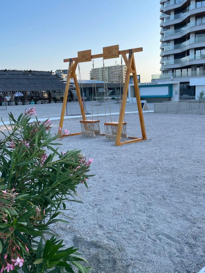 Selena By The Sea Apartment Mamaia Exterior foto
