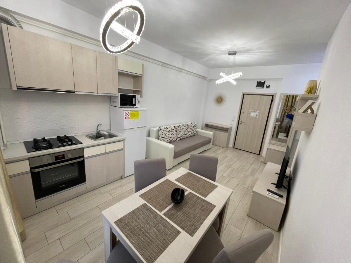 Selena By The Sea Apartment Mamaia Exterior foto